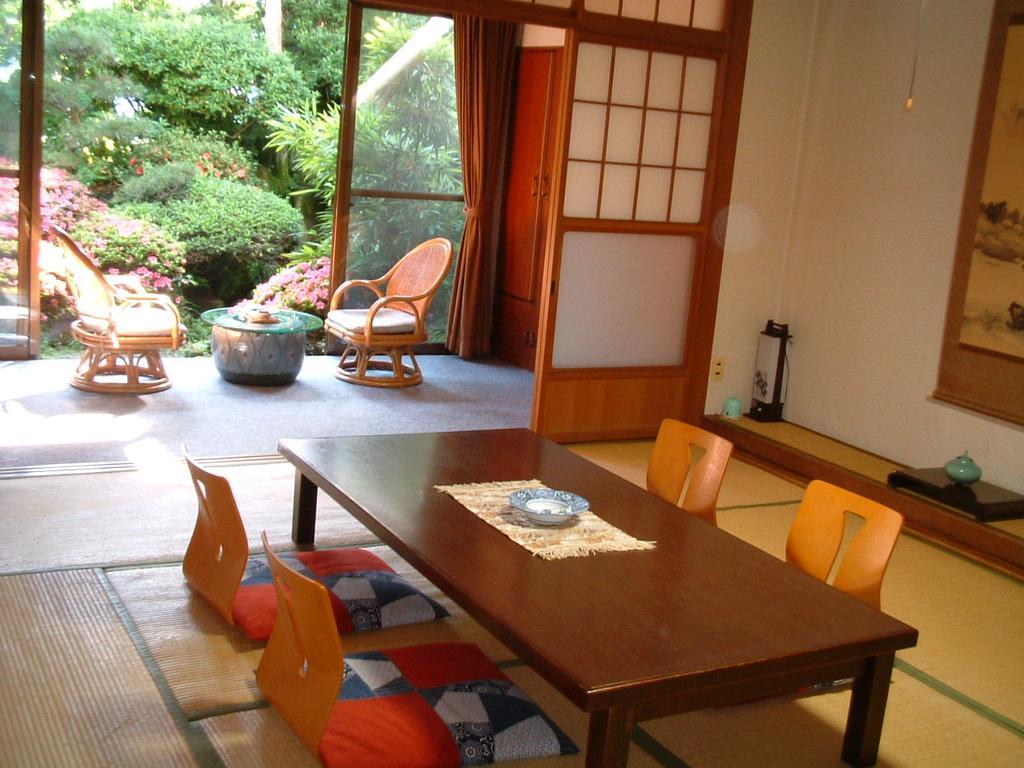 Hôtel Ureshino Onsen Shoen Extérieur photo